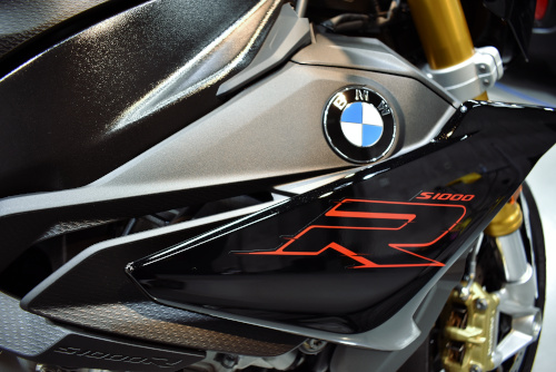 1000r4.jpg